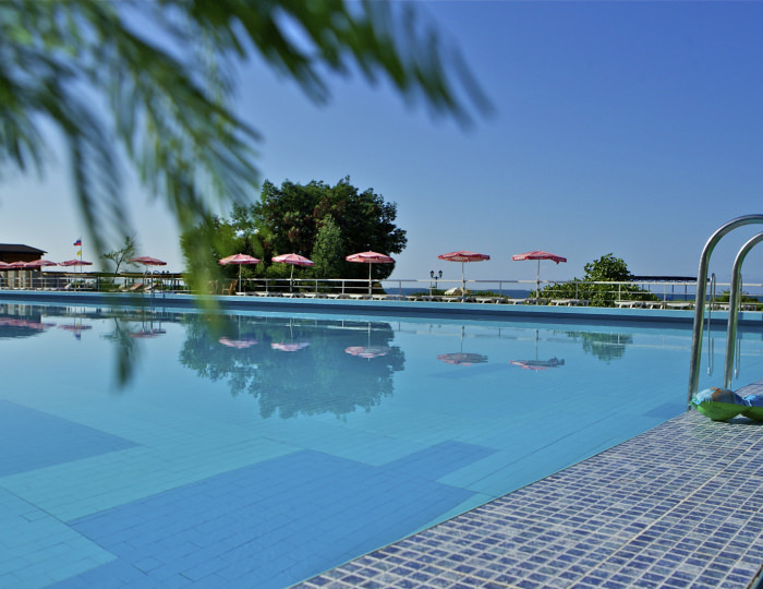 Услуги и развлечения